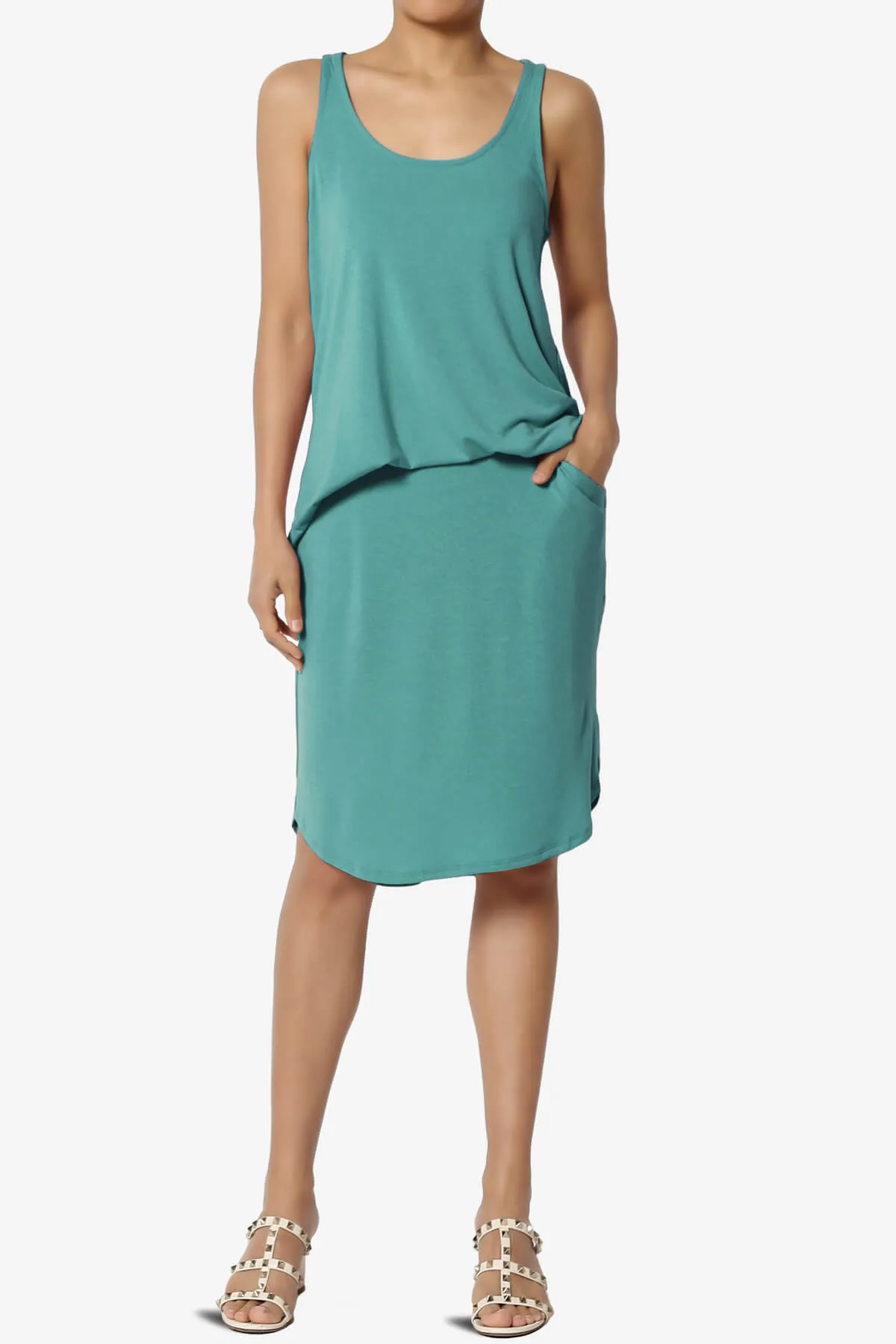 Santo Scoop Neck Loose Fit Tank Top PLUS